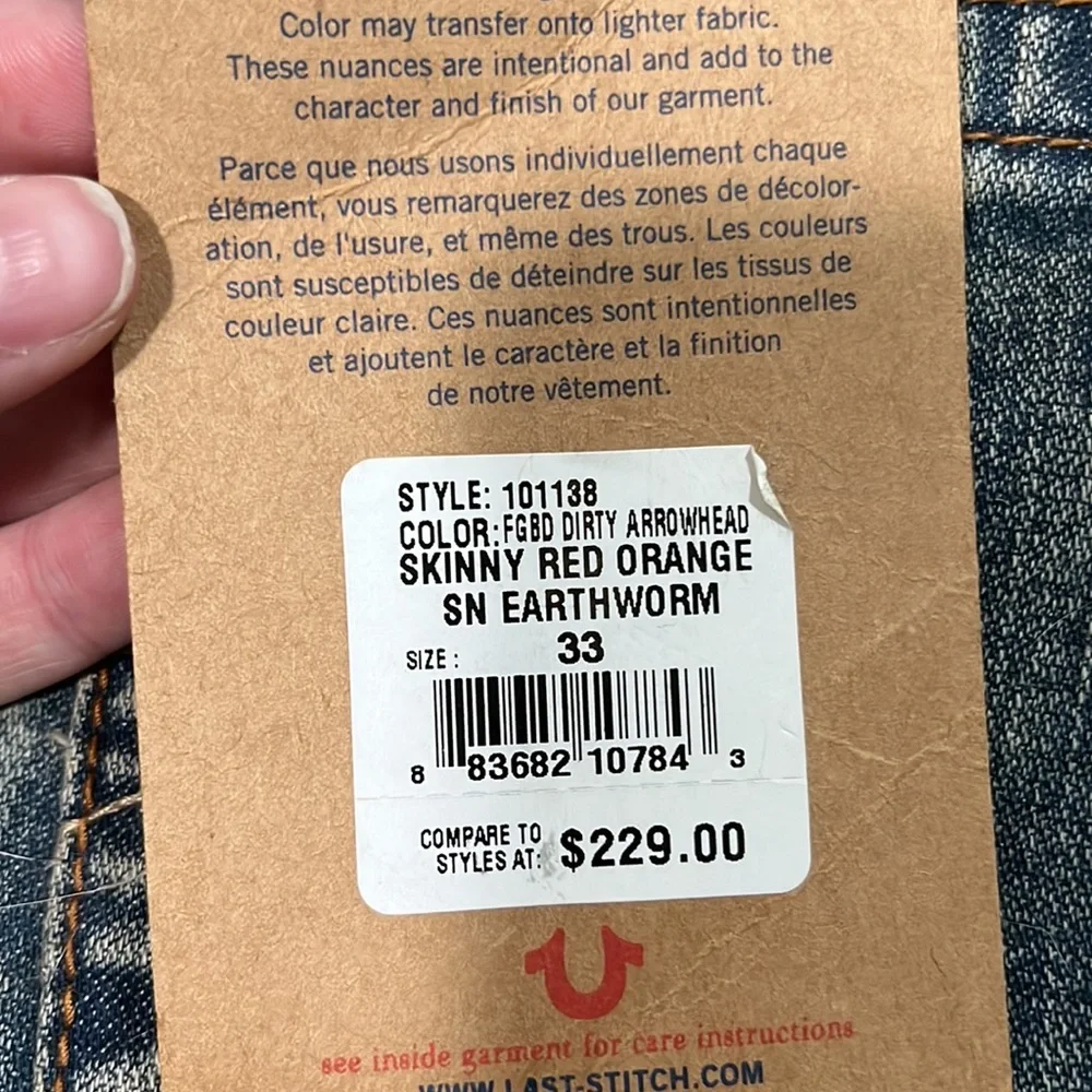 True Religion NWT Skinny Red Orange SN Earthworm Size 33